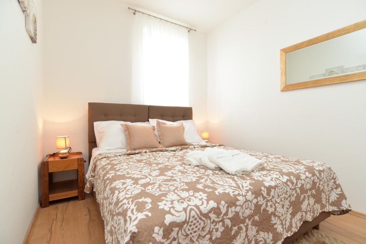 Apartments Violete 742 普拉 外观 照片