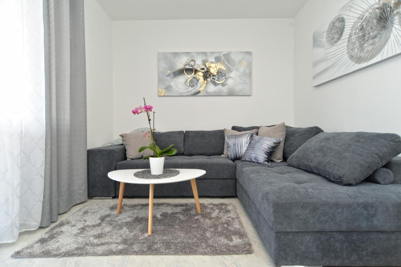 Apartments Violete 742 普拉 外观 照片